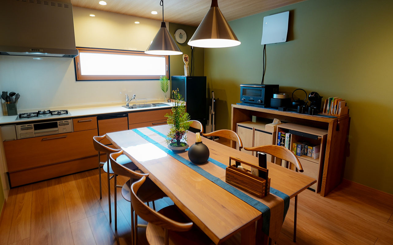 ラウルダイニングチェア クラッシュゲート法人