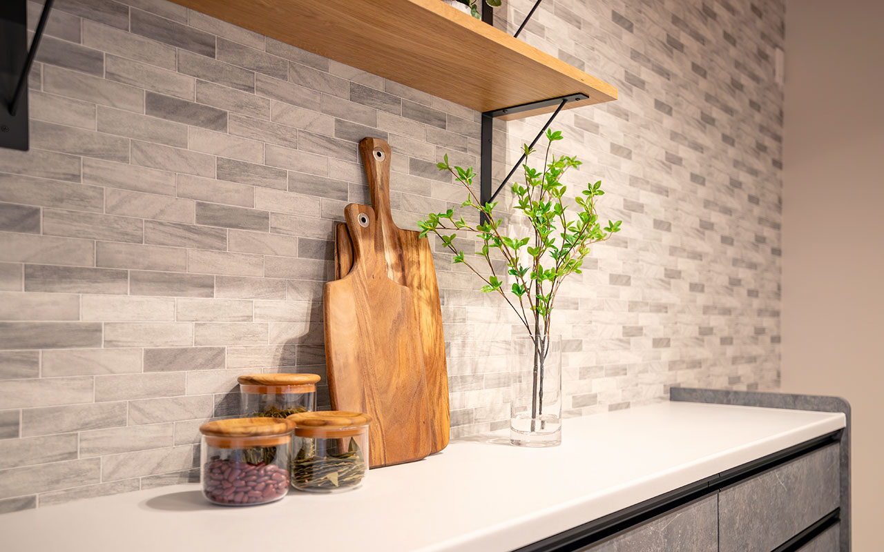 インテリアコーディネート　/ クラッシュゲート法人