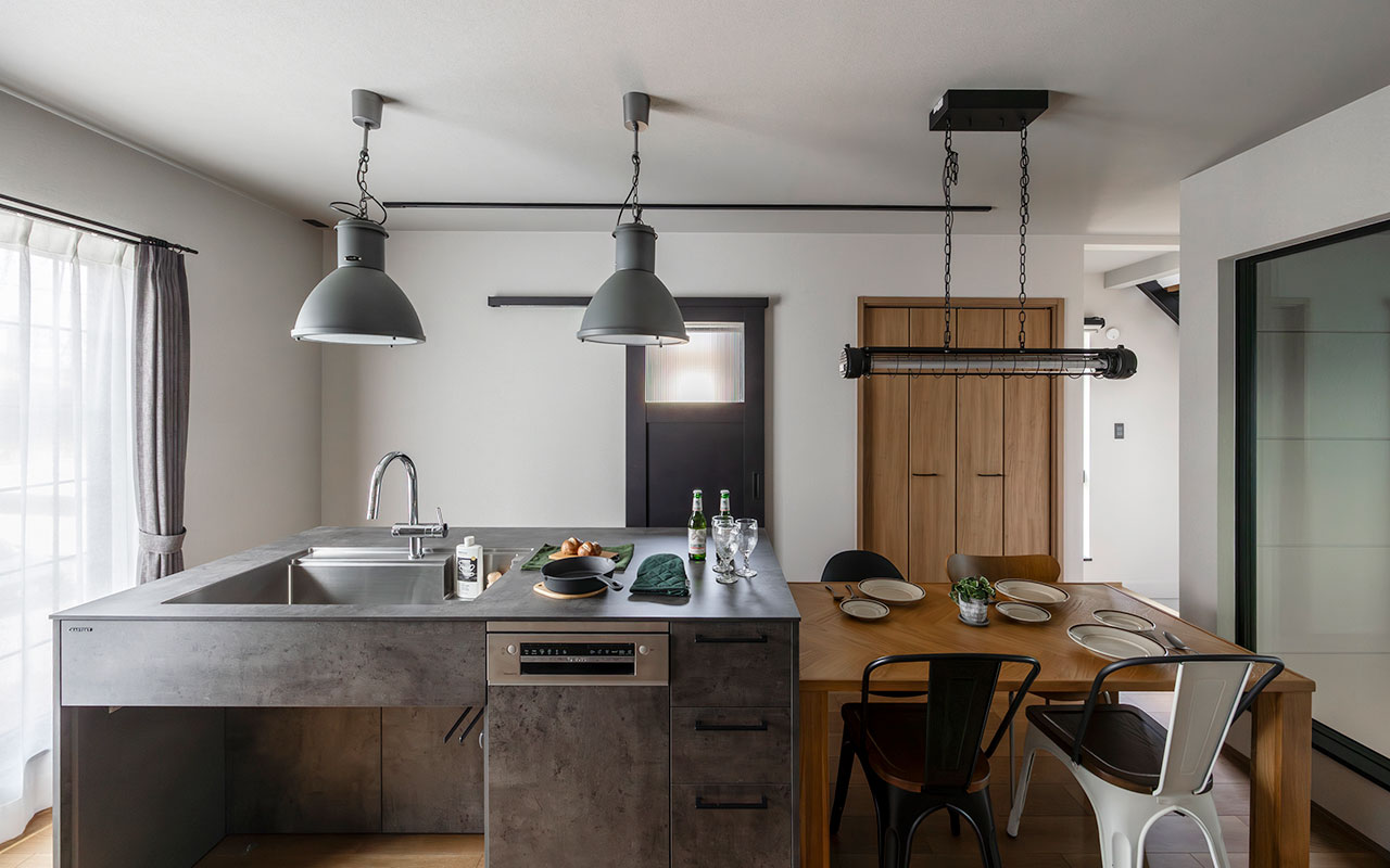 ノードダイニングテーブル/コペンダイニングチェア/エッグチェア/ダナーチェア/クラッシュゲート法人