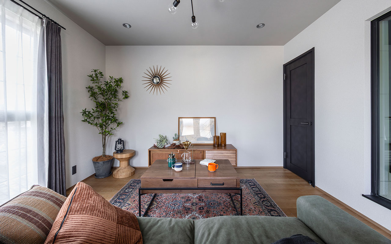 ロージーリビングテーブル / フィンテレビボード / ボビンオブジェ /　クラッシュ法人