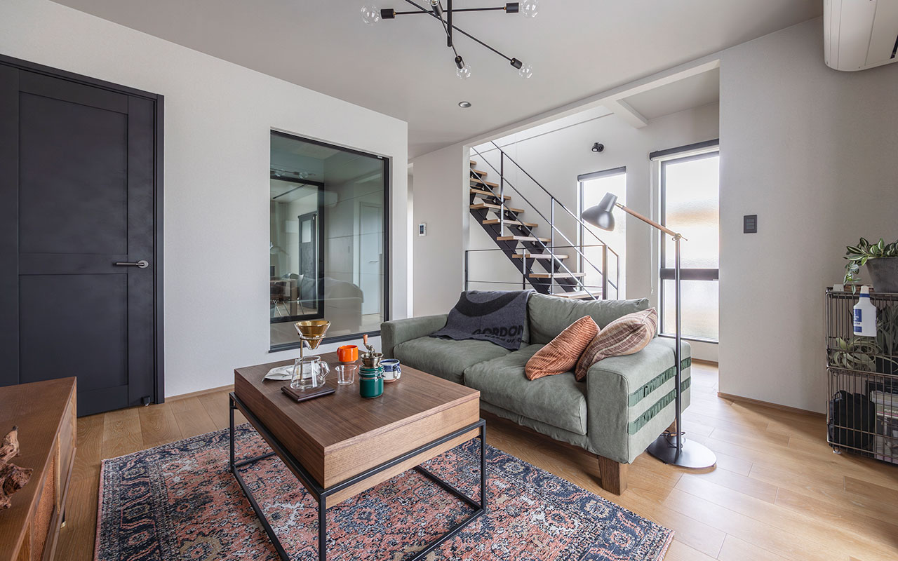 バレットソファ/ロージーリビングテーブル/フィンテレビボード/ボビンオブジェ/クラッシュ法人